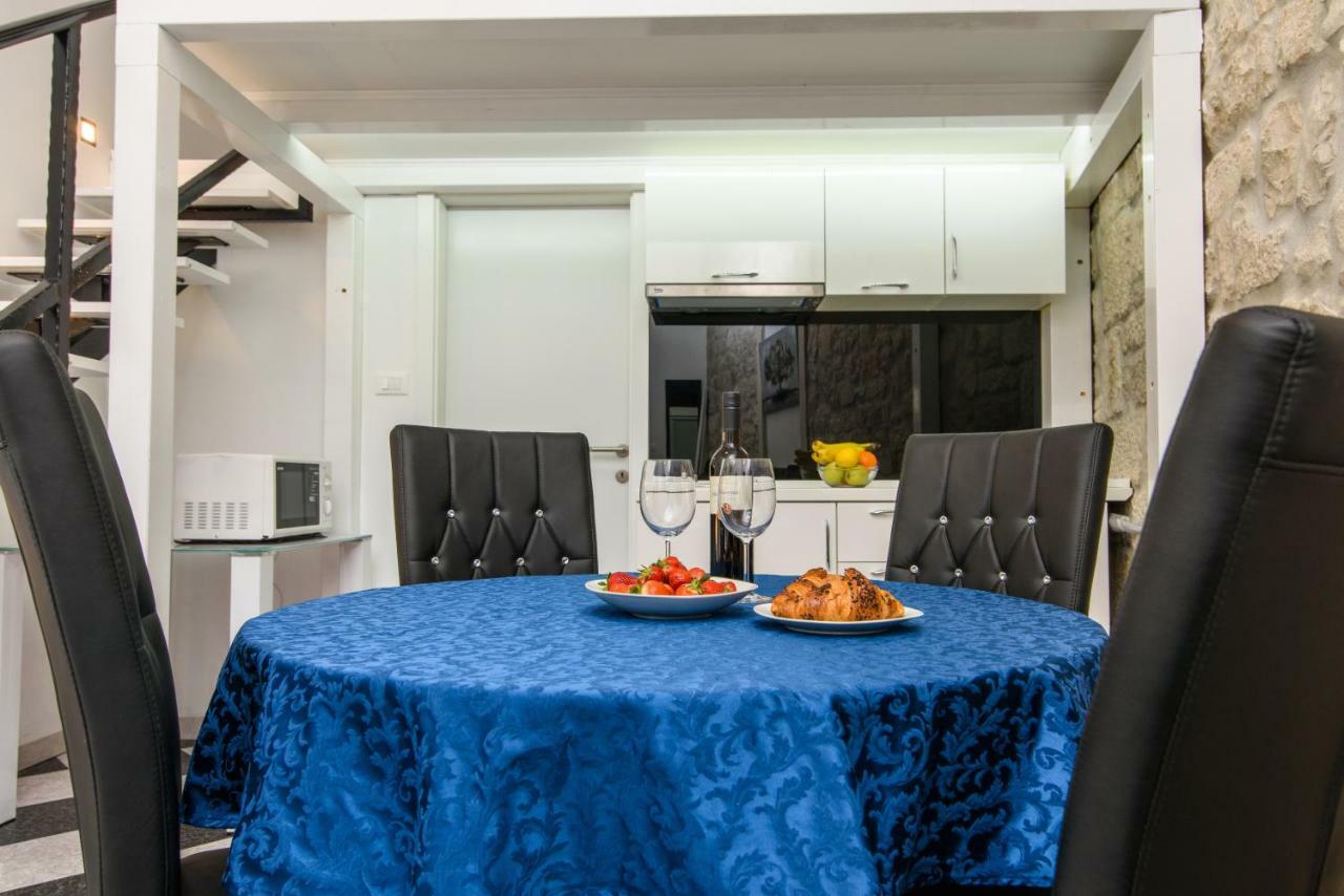 Studio Apartman Rea โตรกีร์ ภายนอก รูปภาพ