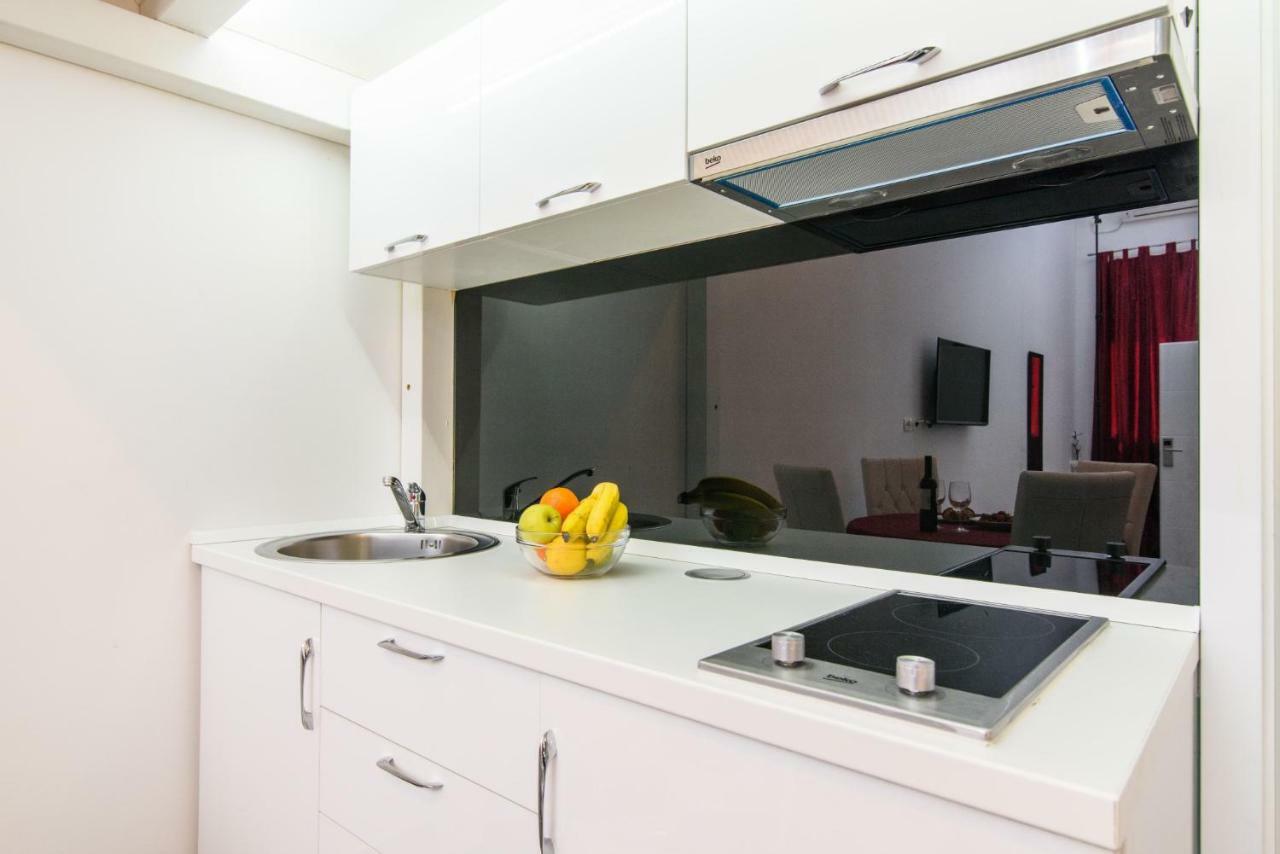 Studio Apartman Rea โตรกีร์ ภายนอก รูปภาพ