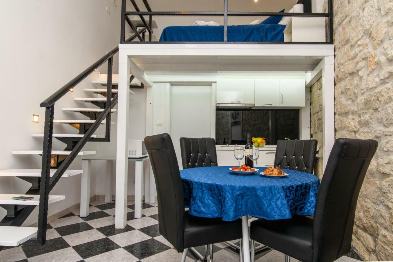 Studio Apartman Rea โตรกีร์ ภายนอก รูปภาพ
