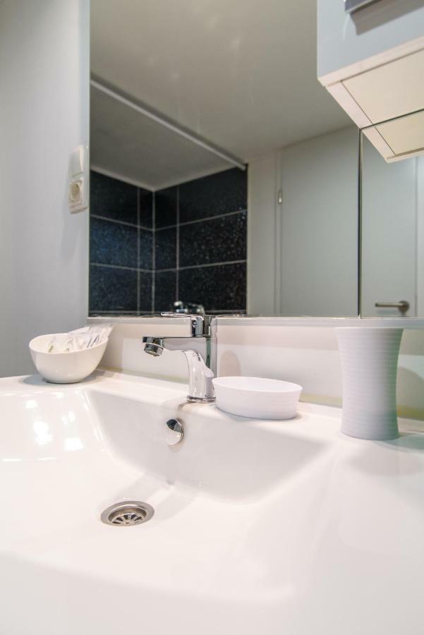 Studio Apartman Rea โตรกีร์ ภายนอก รูปภาพ