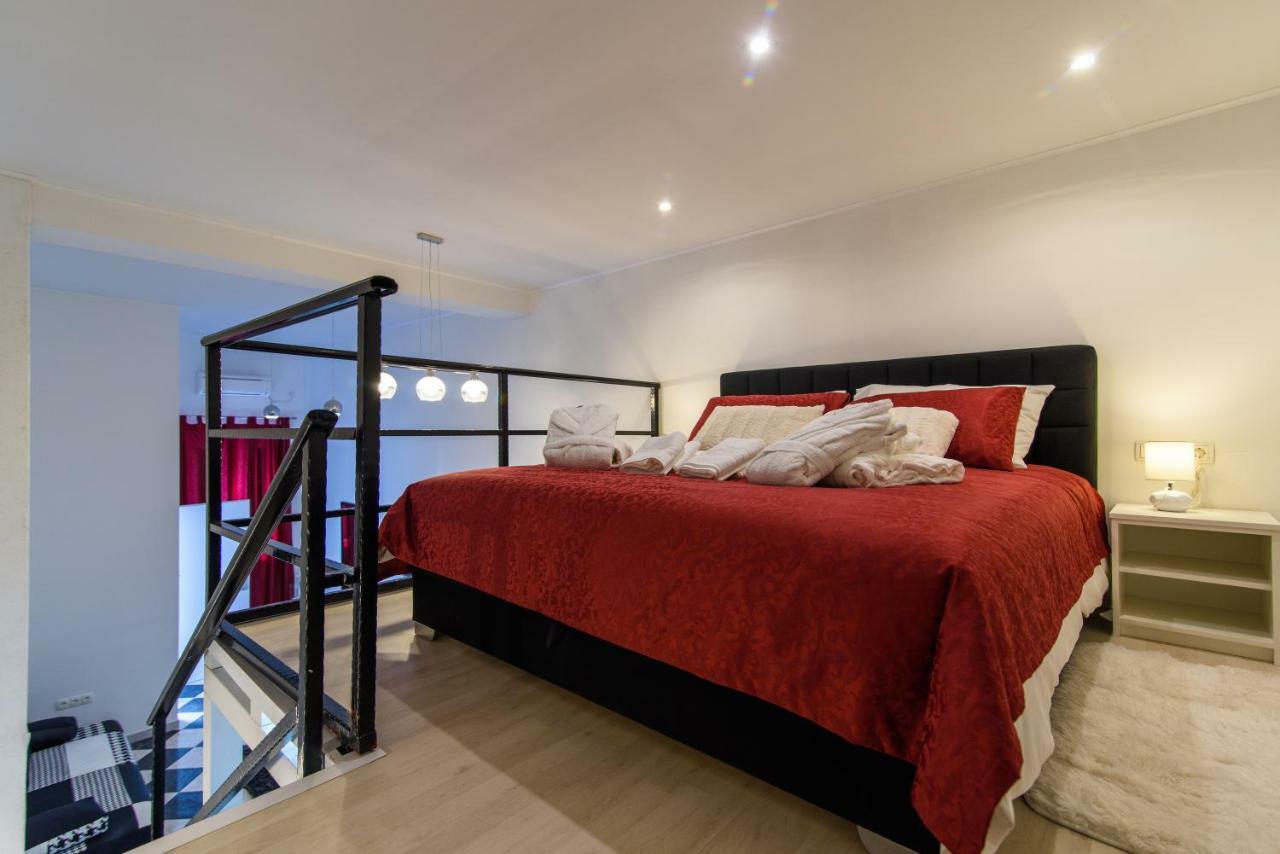Studio Apartman Rea โตรกีร์ ภายนอก รูปภาพ